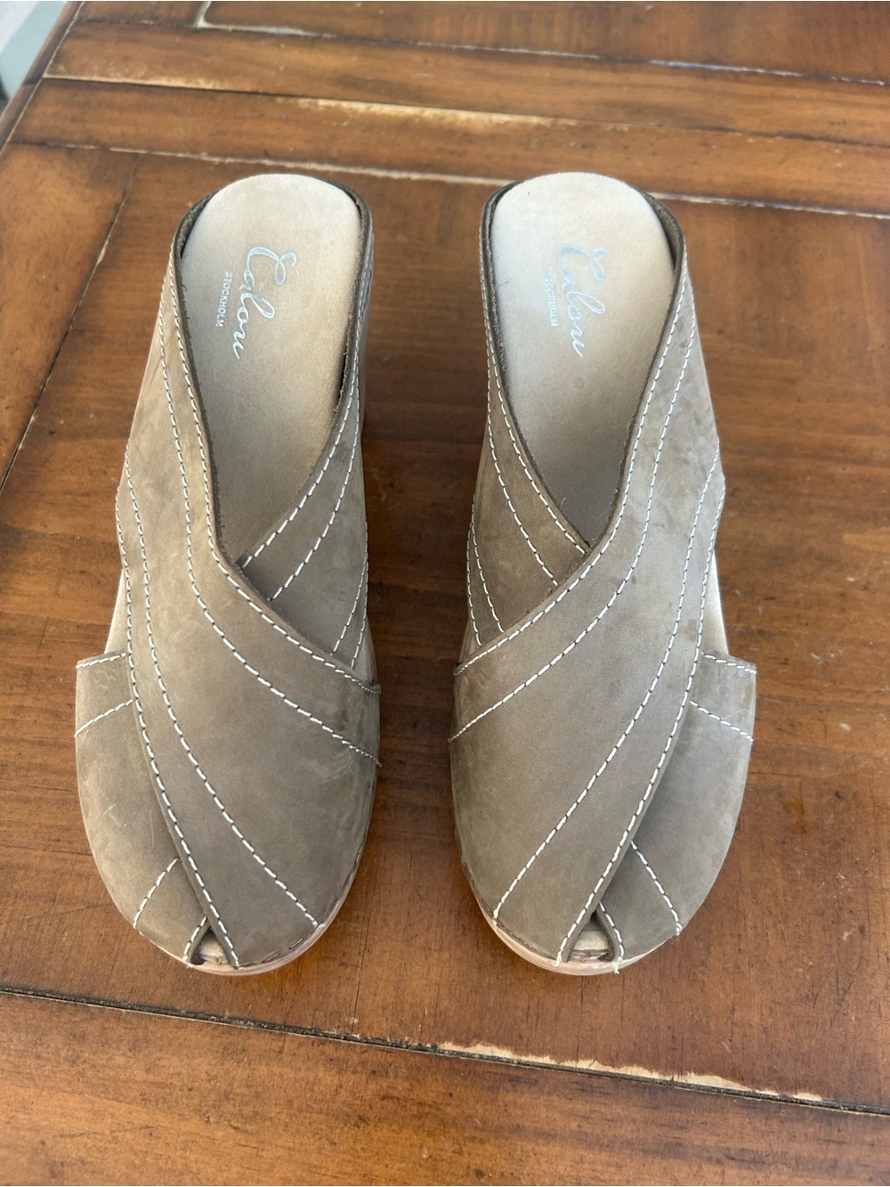 CALOU Stockholm Marie Taupe Leather Crisscross Clog Swedish Mules Heel 40/9